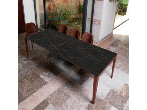 Table rectangulaire dekton